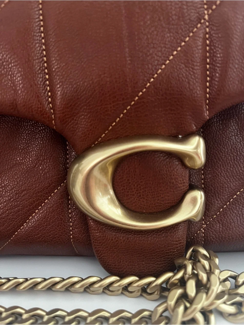 Coach Chain Tabby 26 Quilted Shoulder Bag in Pecan with Gold Hardware